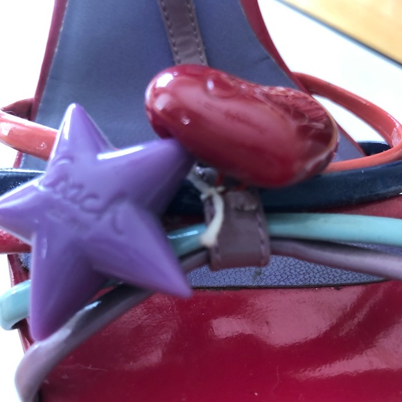 Coach Jennifer  7.5 - Picture 9 of 9